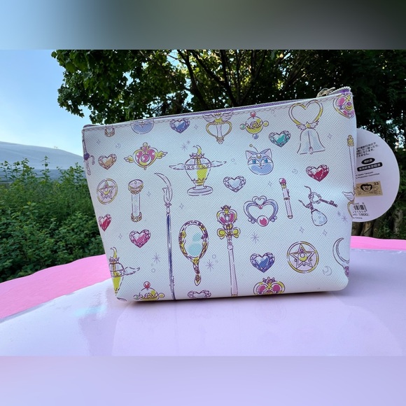 Pretty Guardian Sailor Moon Eternal Make Up Pouch Cosmetic Case Seppo - Picture 9 of 11